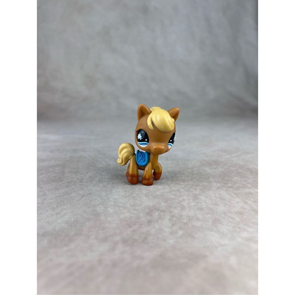 Littlest Pet Shop LPS Palomino Pony Horse Blue Saddle with Blue Flower Eyes #840